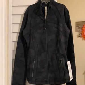NWT Lululemon Define Size 4 Jacket.